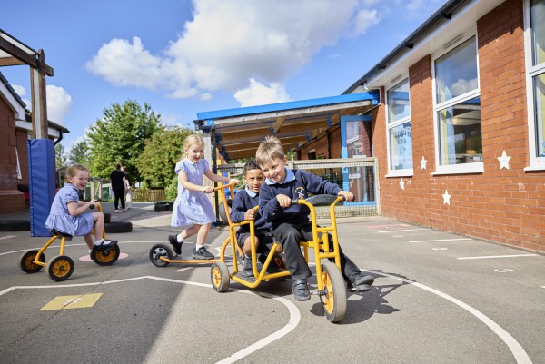 Miss R Bolland Image